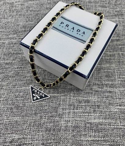 Prada necklace 05lyh15